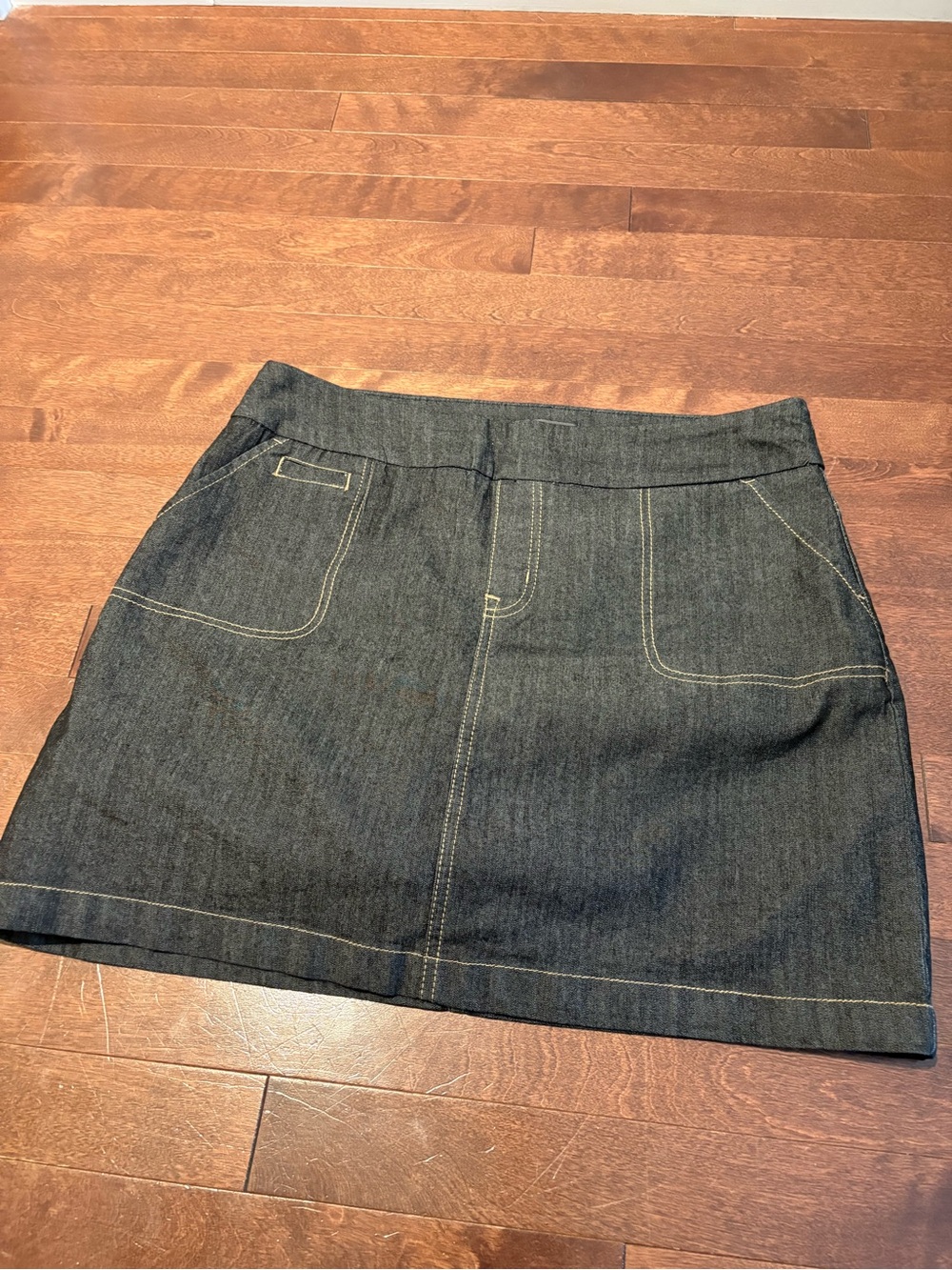 Denim Mini Skirt with Contrast Stitching - Black